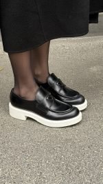 Лофери Prada - Зображення 4