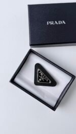 Брошка Prada - Зображення 4